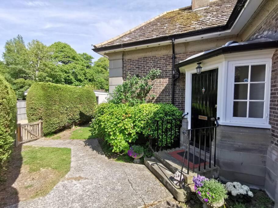 Beautiful Gate House A 4 Minute Walk From Beach Bognor Regis Kültér fotó